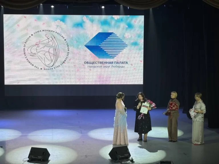 Творческий вечер поэтессы, композитора и музыканта Анны Турпановой.