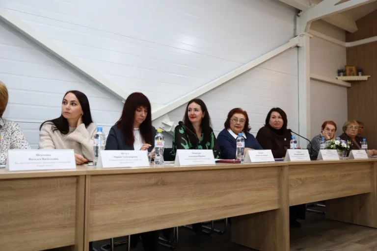 Круглый стол «Женщины Беларуси и Подмосковья в агробизнесе: опыт, инновации, сотрудничество».