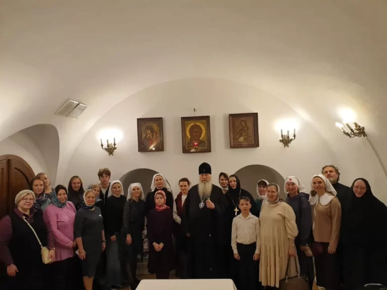 Женщины Люберецкого отделения СЖР посетили Иоанно-Предтеченский ставропигиальный женский монастырь в Москве.